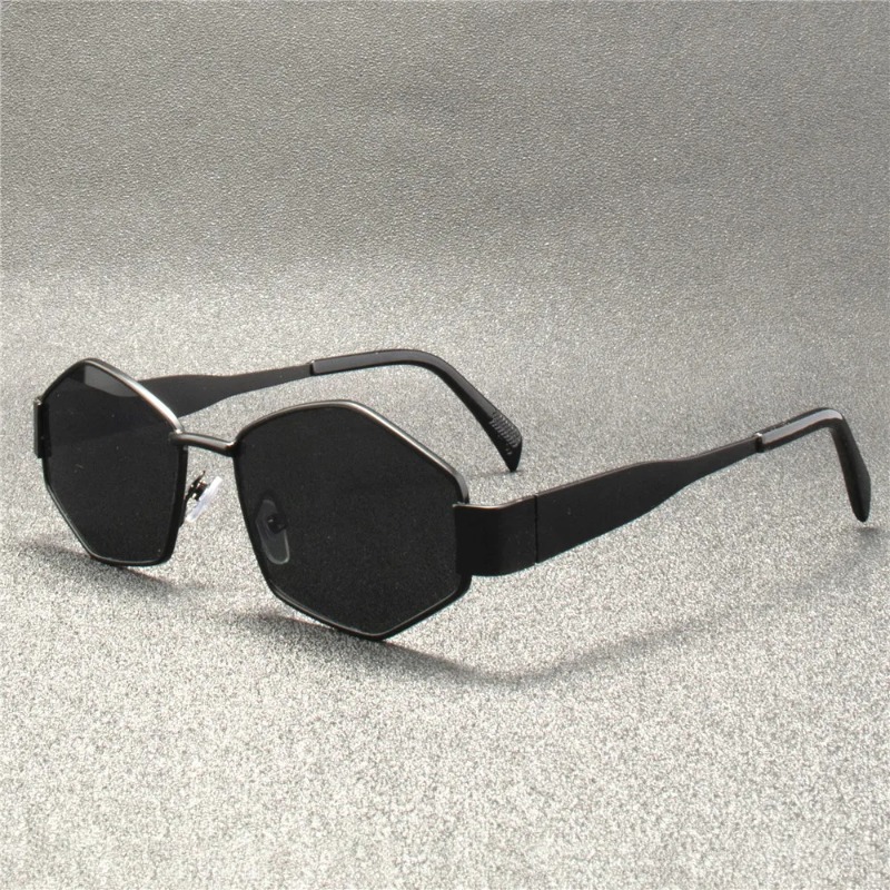 Vintage Punk Style Sunglasses  - Metal Photo Panel 评论和价格